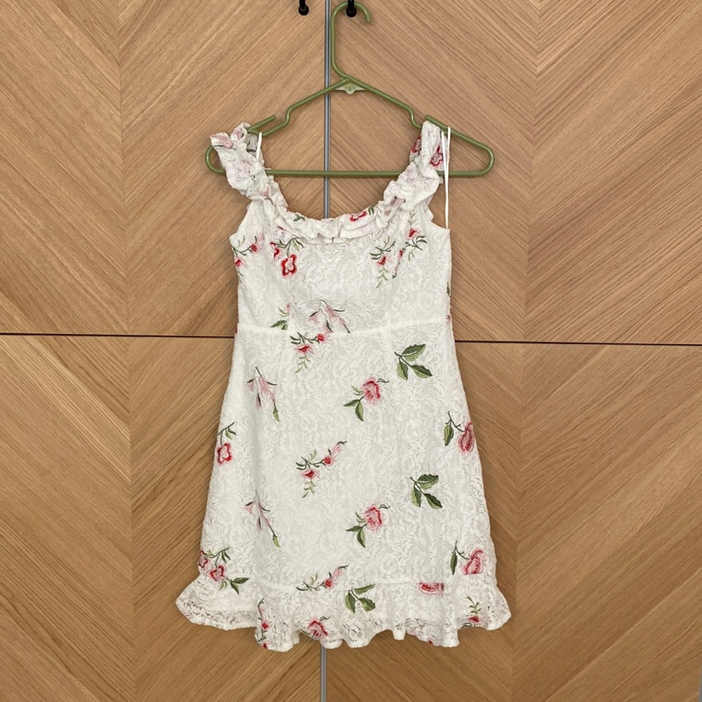 Lace Embroidered Floral Dress by Astr - Size S